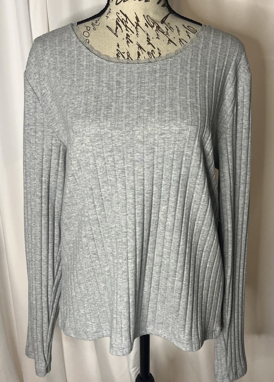Ann Taylor Weekend Long Sleeved Rib Knit Top Gray Women’s XL